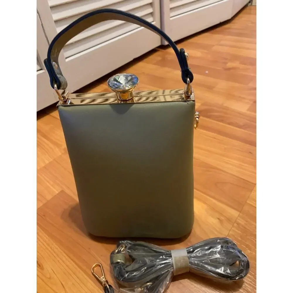 La Terre olive Geen Purse‎